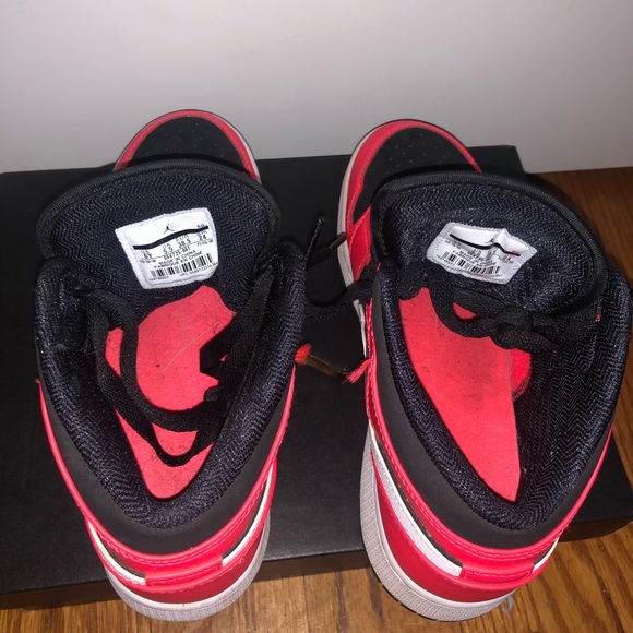 AIR JORDAN 1 MID❤️ - Picture 3 of 4